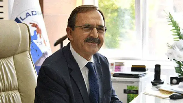 Başkan Şahin: 'Suya otomatik zam uygulamasına son vereceğiz'