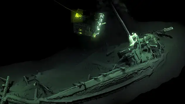 Dünyanın en eski dokunulmamış gemi enkazı Karadeniz'de bulundu