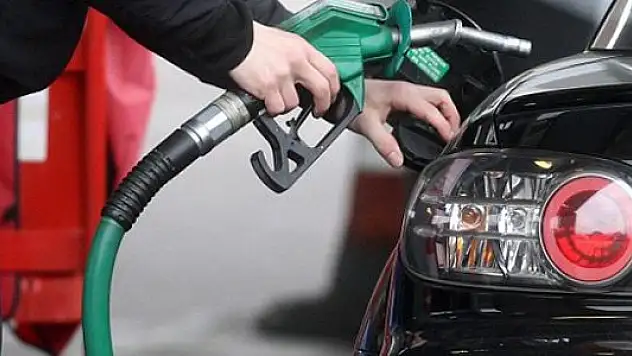 Fiyat farkı azaldı, dizel araçlar gözden düştü