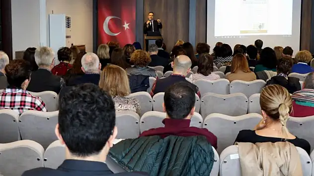 Eczacılara psikiyatrik hastalıklar eğitimi