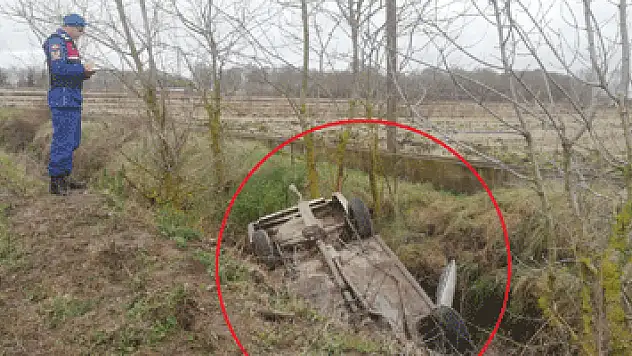 Cenaze evine giden otomobil kanala uçtu: 2 yaralı