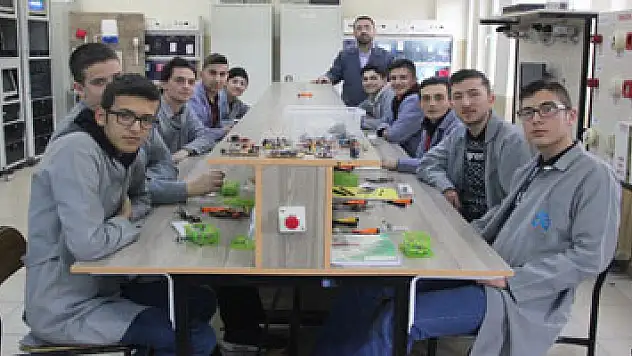 Bu okulun yıllık cirosu 4,5 milyon lira