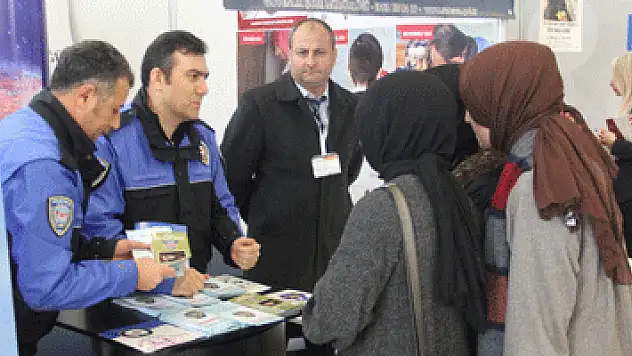 Vatandaşlar genel güvenlik konularında bilgilendiriliyor