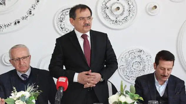 Mustafa Demir'den Çiftlik ve Gazi caddeleri için projeler