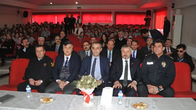 'Yaya Güvenliği' filmi 49 okulda 6 bin öğrenciye eş zamanlı olarak gösterildi