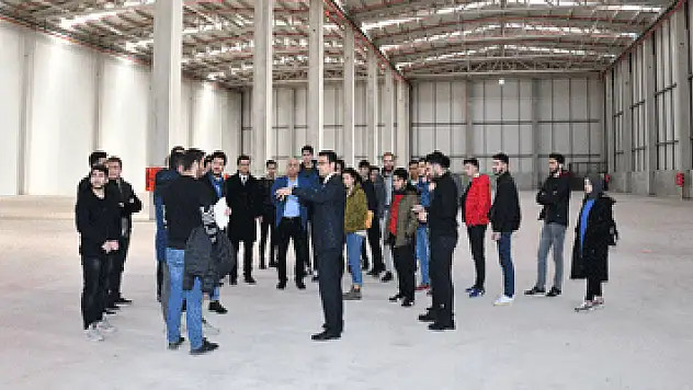 Üniversiteli gençler Samsun Lojistik Merkezinde