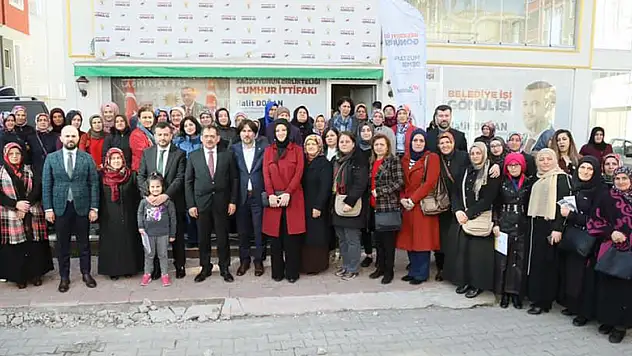 'KADIN OLARAK YARATILMAK BİR ŞEREFTİR!..'