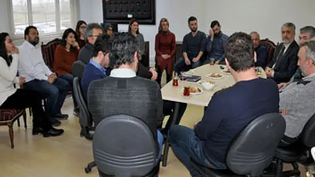 Rektör Bilgiç'ten öğretim üyelerine: 'Öğretmek isteğiniz daim olsun'