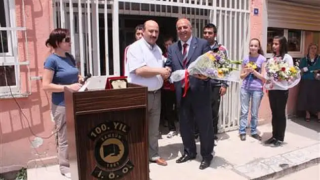 100. YIL İ.Ö.O'da Şampiyonlara Ödül