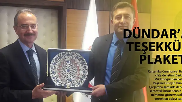 Dündar'a Teşekkür Plaketi