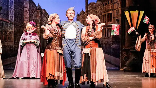 Çingene Baron son kez sahnelenecek 