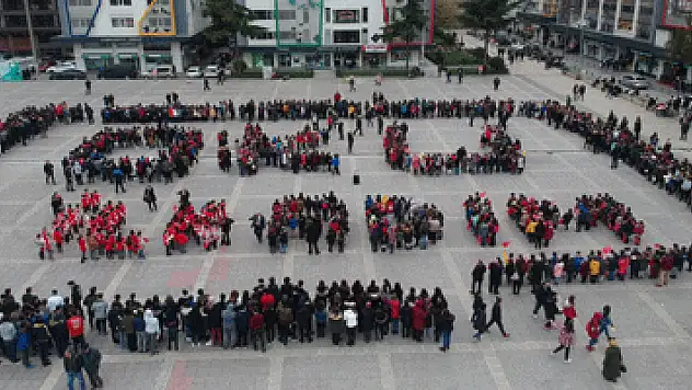1919 kişi aynı anda kitap okudu