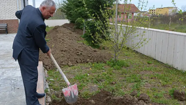 Mazbatayı aldı kolları sıvadı