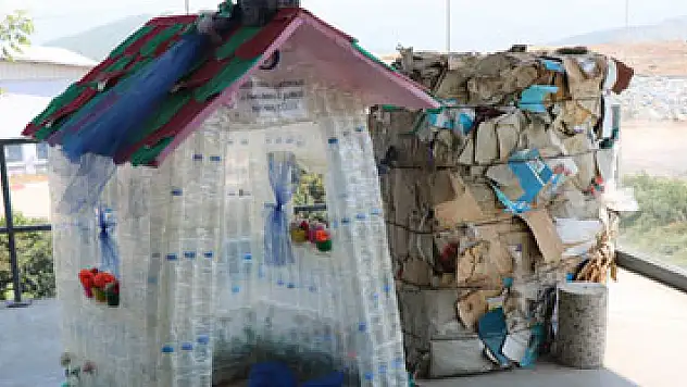 Geri dönüşümün önemini 'Atık Müzesi'nde öğreniyorlar