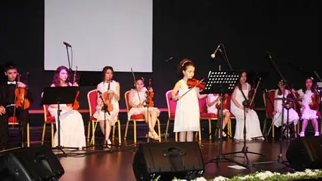 SAMSUN GENÇLİK MERKEZİ YIL SONU ETKİNLİĞİ SONA ERDİ