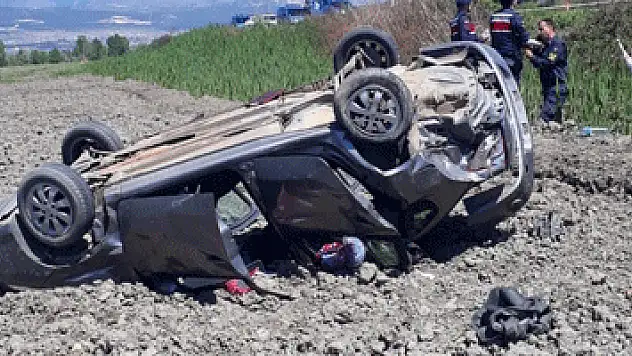 Otomobil tarlaya uçtu: 1 ölü, 3 yaralı