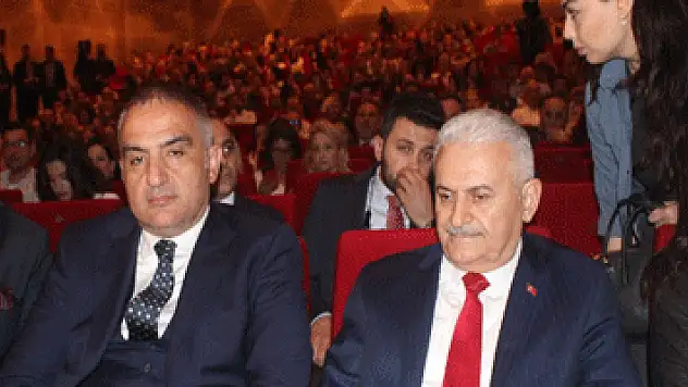 Samsun'a çıkışının 100. Binali Yıldırım ve Yılı Bakan Ersoy'un katılımıyla kutlandı