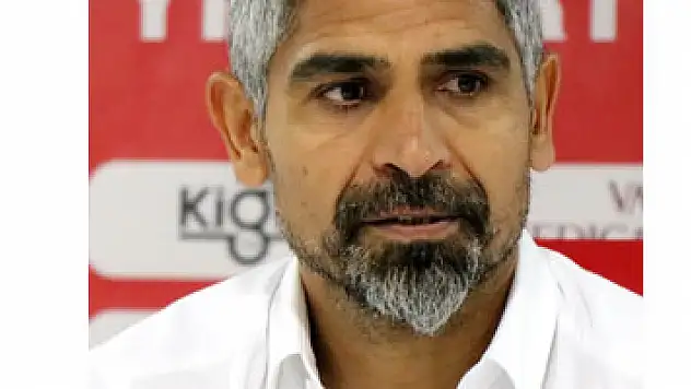 Samsunspor'da İsmet Taşdemir ile yollar ayrıldı