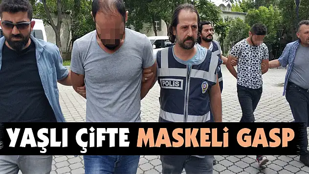 Yaşlı çifte maskeli gasp