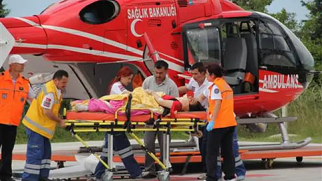 Yaralı gençin imdadına helikopter yetişti