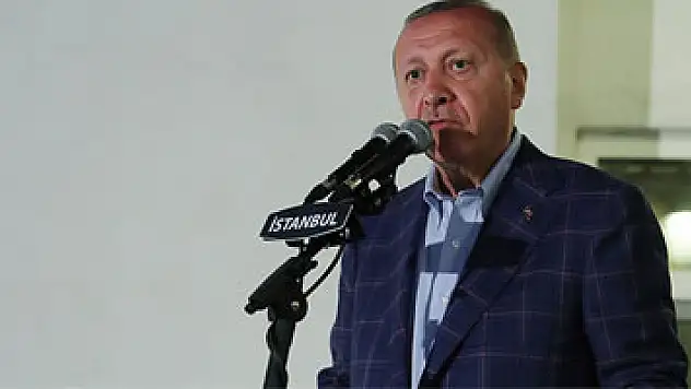 Cumhurbaşkanı Erdoğan'dan Macron'un Doğu Akdeniz'deki sondaj çalışmalarına ilişkin açıklamasına cevap