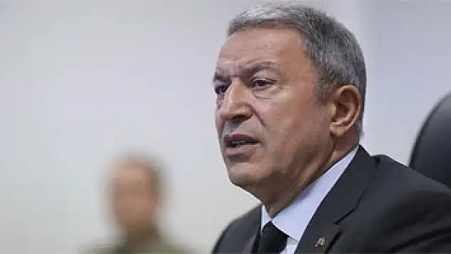 Bakan Akar'dan çatı davasındaki kararlara ilişkin açıklama