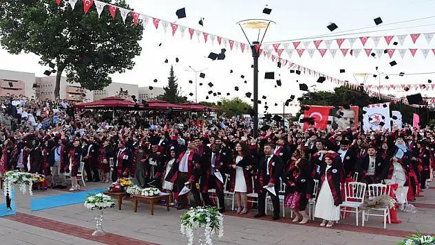   - Hekimlik mesleğine 267 taze kan 