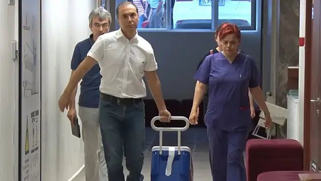 Beyin ölümü gerçekleşen iki hastanın organları 6 kişiye umut oldu 