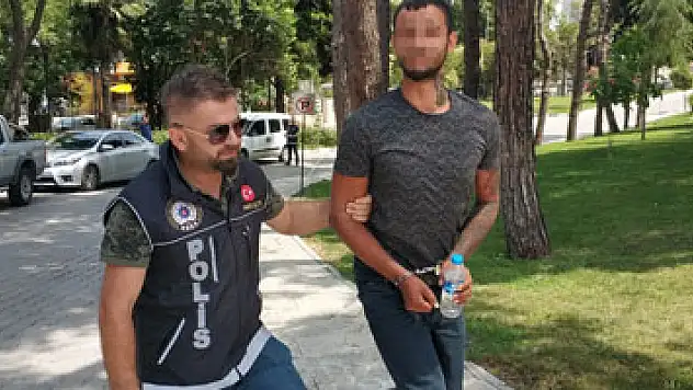 Paket paket bonzai ile yakalanan 5 kişi adliyeye sevk edildi