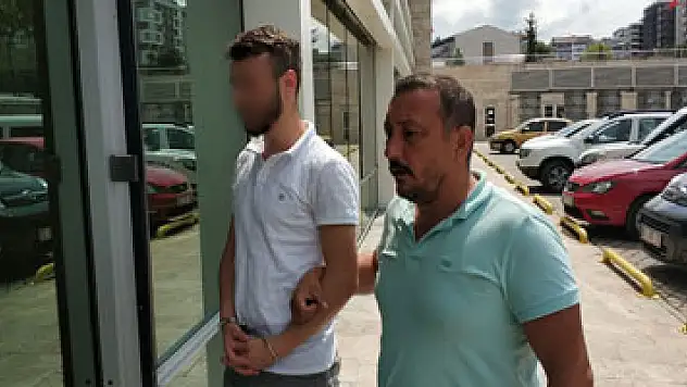 Evinde her çeşit uyuşturucu ele geçirildi