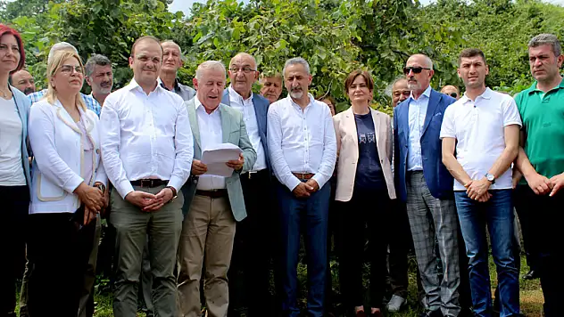 CHP'lilerden ortak 'fındık' açıklaması  