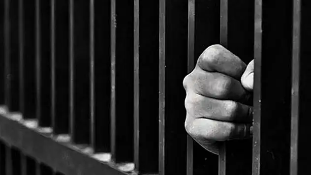 3 gün zorlama hapsinden tutuklandı 