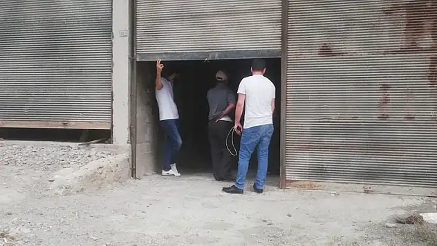 İşyerinden 25 adet marş kollektörü çalındı   