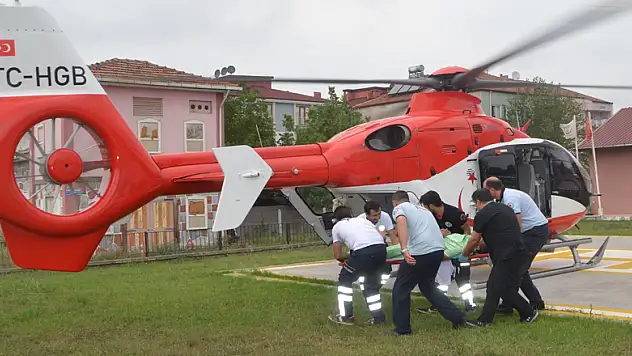 Yaralanan motosiklet sürücüsü için helikopter havalandı 