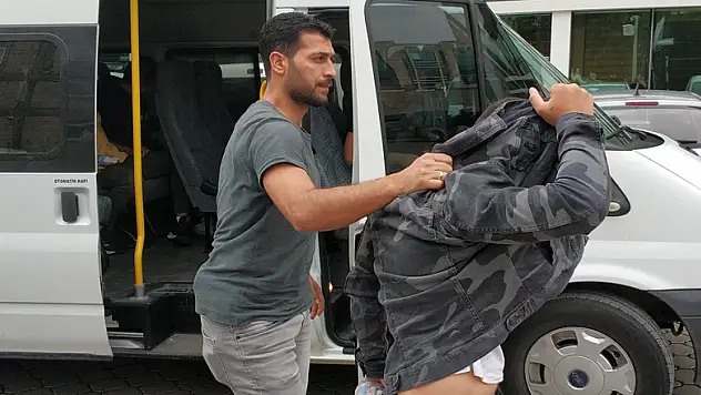 Samsun'da otomobil hırsızlığına 2 gözaltı