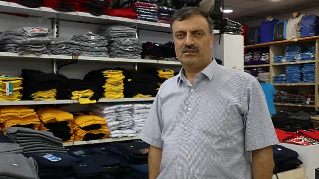 Akbaş: 'Okul kıyafetlerine bu sene zam yok'