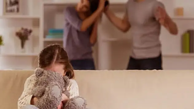 'Aile içi şiddet bulaşıcıdır, çocukları da etkiler'