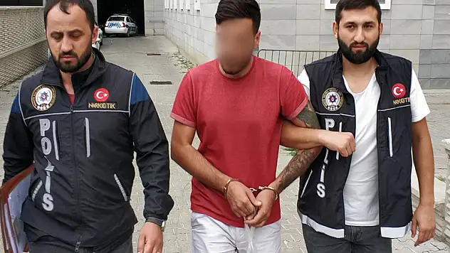 Otobüs terminaline uyuşturucu operasyonu