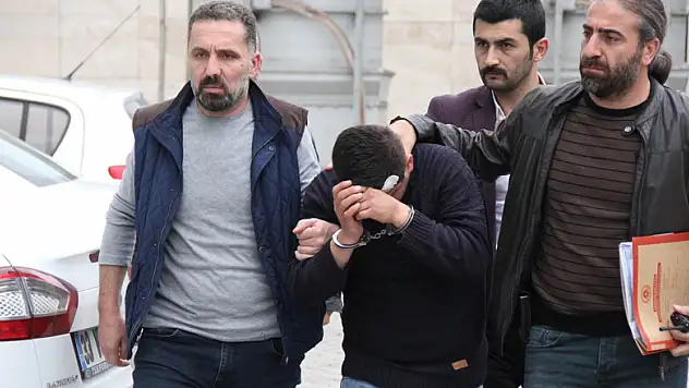 Bıçakla öldürmeye 16 yıl 10 ay hapis