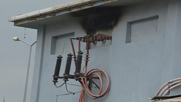 Trafoda elektrik akımına kapılan işçi ağır yaralandı