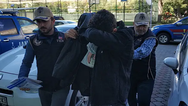 Samsun'da DEAŞ'tan 2 kişi adliyeye sevk edildi
