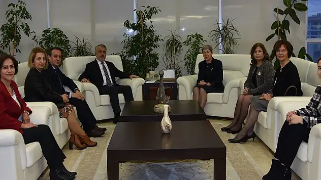 Hemşirelik Bölümü akredite yolunda