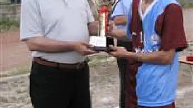 Kurumlar arası futbol turnuvası