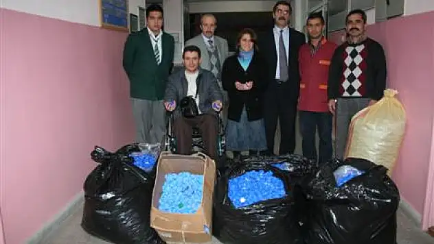 Çarşamba Anadolu Lisesi 'mavi kapakta' lider!..