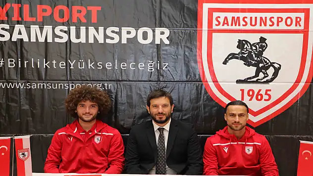  Samsunspor'da çifte imza