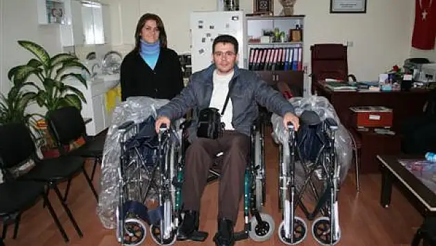 Kapak' tan sandalyeler geldi!..