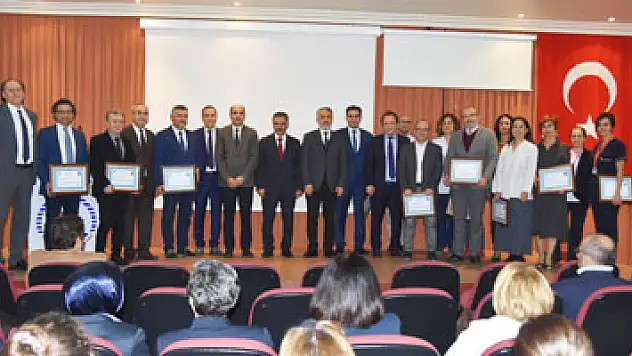 Organ nakli çalışanlarına başarı belgesi