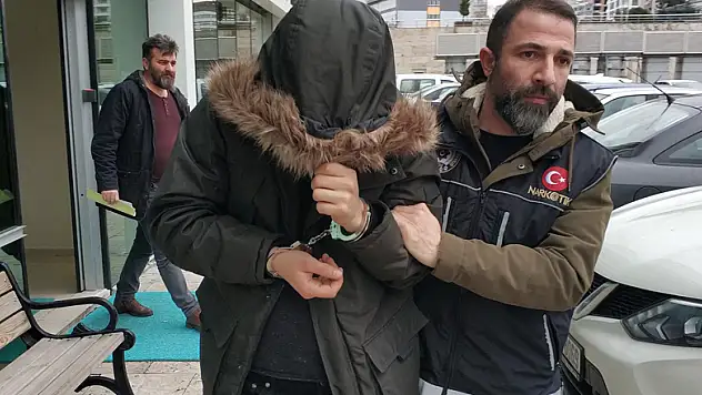 Evinde 720 uyuşturucu hap ele geçen şahıs tutuklandı