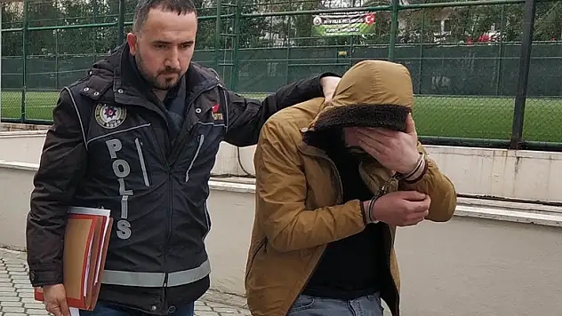 Uyuşturucu ticaretine 2 gözaltı