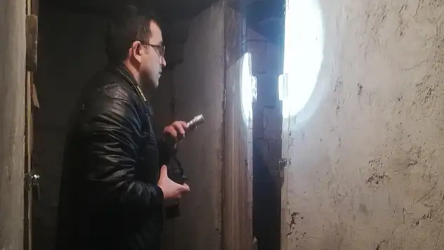 Odunluktan hızar makinesi çalındı